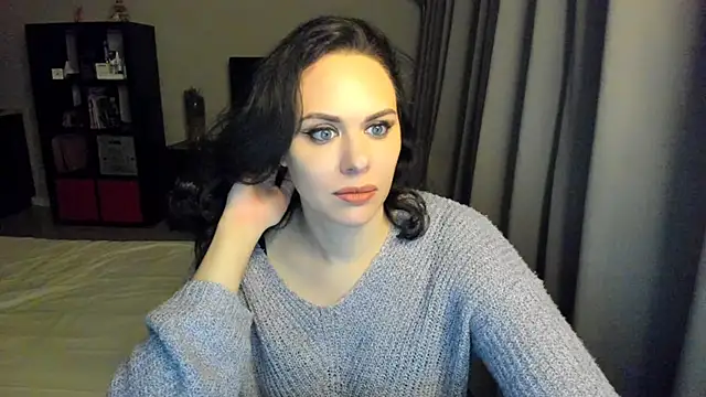 Snapshot of MollyCheiz chatting on February 19, 8:41 pm MollyCheiz online show from February 19, 8:41 pm
