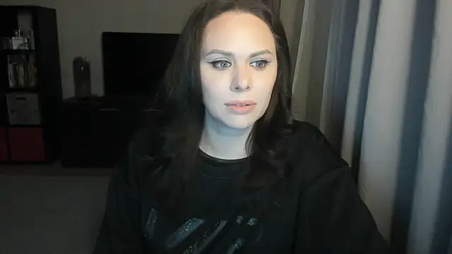 MollyCheiz online show from February 8, 5:43 pm