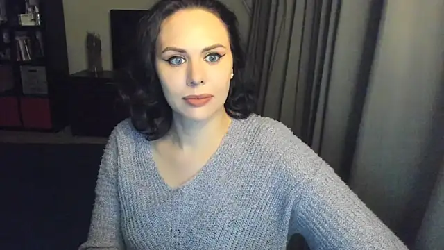 Snapshot of MollyCheiz chatting on March 18, 11:20 pm MollyCheiz online show from March 18, 11:20 pm