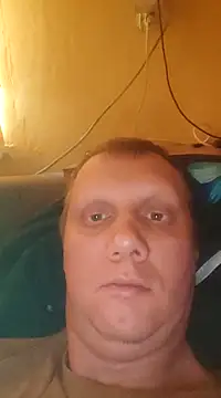 Snapshot of Osmon chatting on January 11, 9:26 am Osmon online show from January 11, 9:26 am