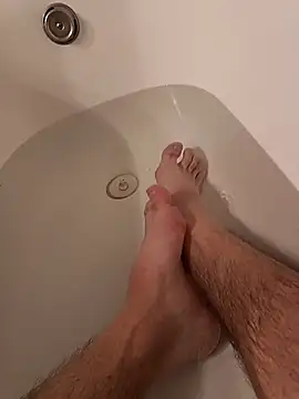 kisandgioni online show from February 25, 6:30 pm