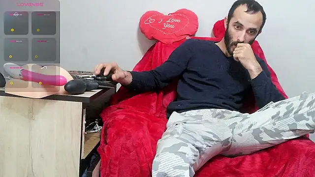 kisandgioni online show from February 21, 1:55 pm