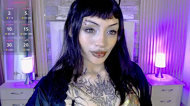 Snapshot of honney_dark chatting on June 12, 2:53 am honney dark online show from June 12, 2:53 am