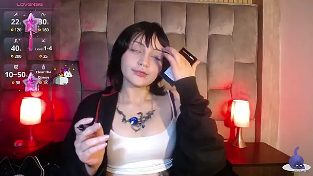 Snapshot of honney_dark chatting on March 20, 3:23 am honney dark online show from March 20, 3:23 am