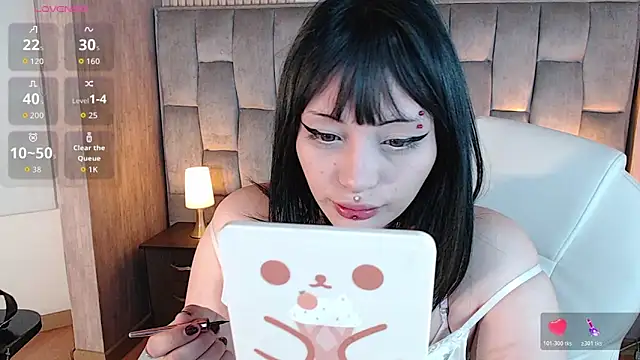 honney dark online show from February 24, 12:06 pm