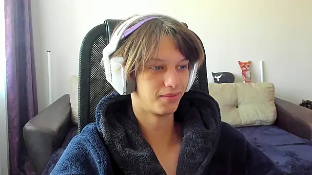 Ostin meow online show from October 26, 6:25 am