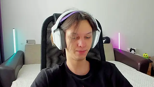 Ostin meow online show from February 14, 7:41 am