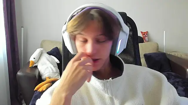 Ostin meow online show from September 14, 8:04 am