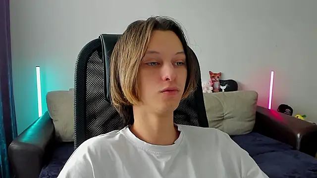 Ostin meow online show from March 24, 9:31 am