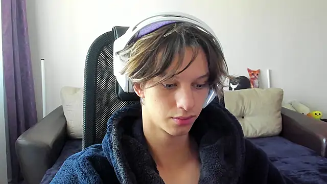 Ostin meow online show from October 31, 8:00 am