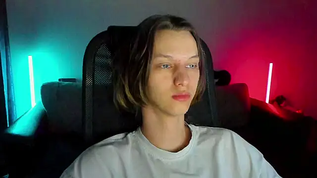 Ostin meow online show from April 8, 4:08 pm