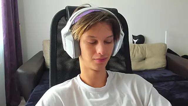 Ostin meow online show from September 23, 7:15 am