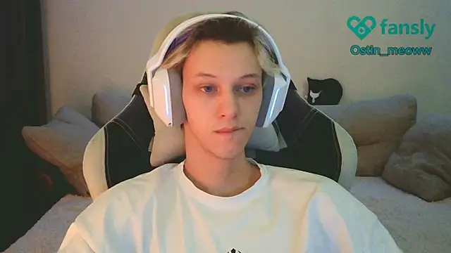 Ostin meow online show from January 19, 2:06 pm