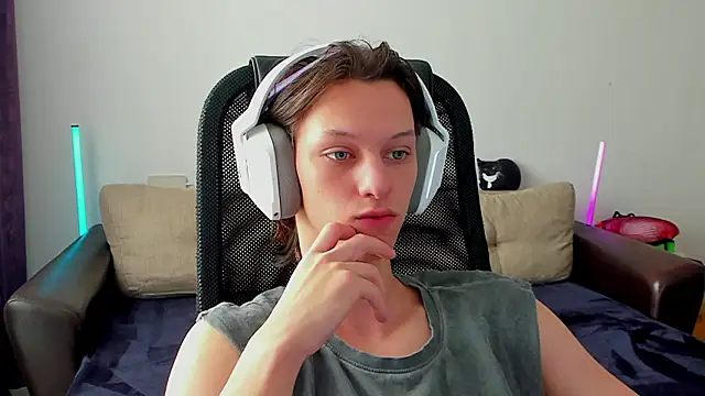 Ostin meow online show from March 1, 10:15 am