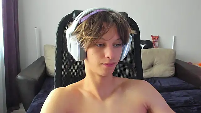 Ostin meow online show from September 28, 6:09 am