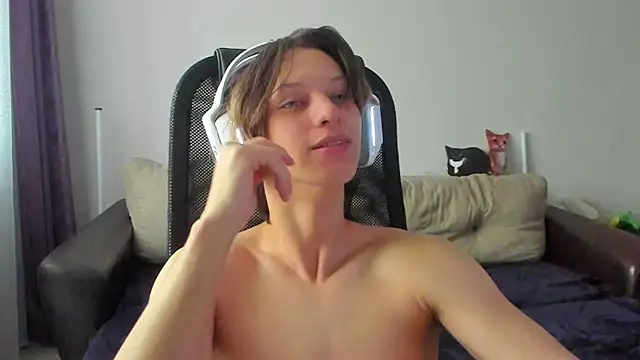 Ostin meow online show from November 7, 7:13 am