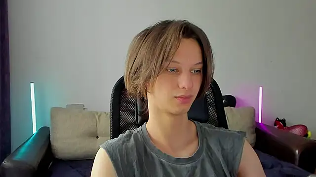 Ostin meow online show from March 8, 9:23 am