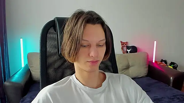 Ostin meow online show from March 20, 6:47 am