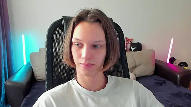 Ostin meow online show from April 14, 12:43 pm