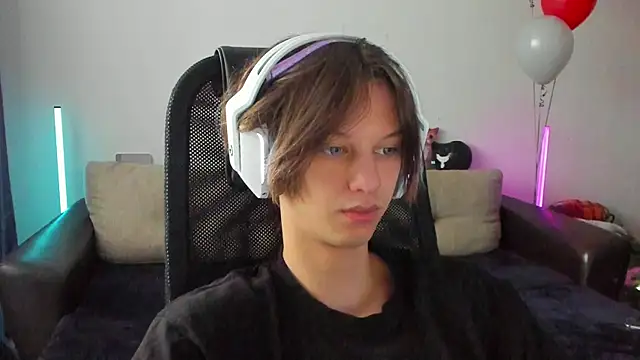 Ostin meow online show from January 13, 8:18 am