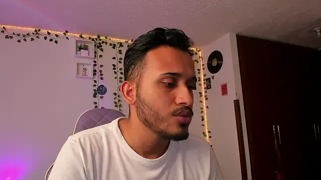 Raf brunette online show from January 8, 12:58 pm