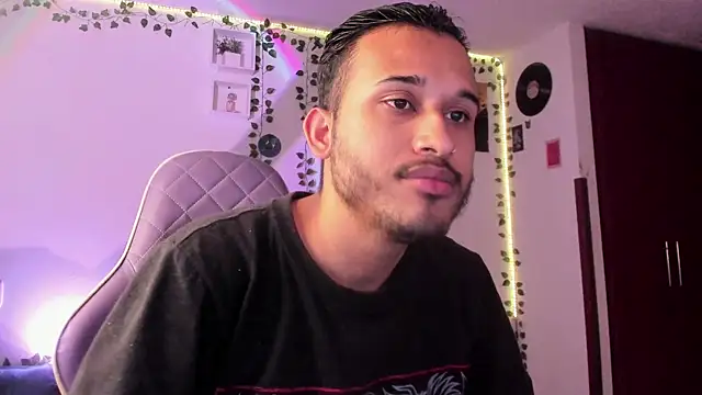 Raf brunette online show from January 29, 10:58 am