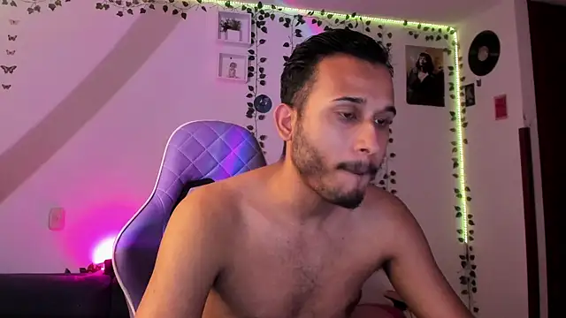 Raf brunette online show from January 30, 11:01 am