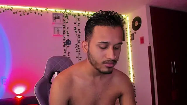 Raf brunette online show from January 7, 9:18 am