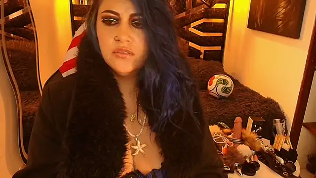 Snapshot of scarleth_blue chatting on July 7, 6:58 am scarleth blue online show from July 7, 6:58 am