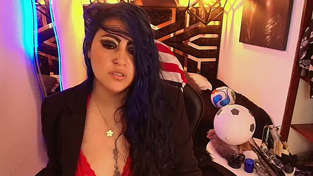 Snapshot of scarleth_blue chatting on June 19, 9:26 am scarleth blue online show from June 19, 9:26 am