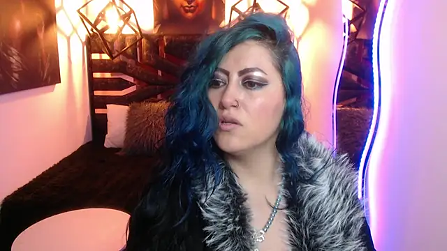 scarleth blue online show from April 6, 2:51 am