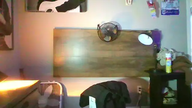 Snapshot of rickyslick123 chatting on February 7, 11:57 pm rickyslick123 online show from February 7, 11:57 pm