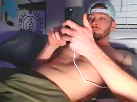 Snapshot of rickyslick123 chatting on January 21, 2:22 am rickyslick123 online show from January 21, 2:22 am