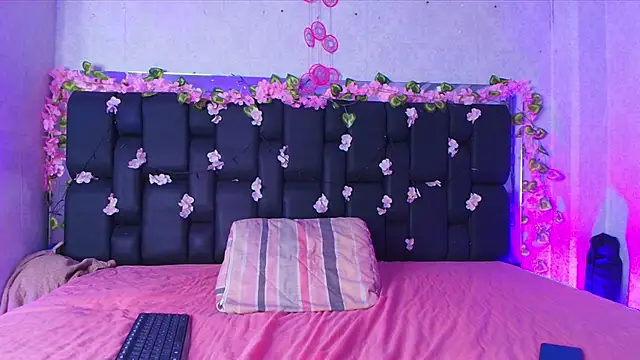 canela oss online show from September 14, 11:54 am