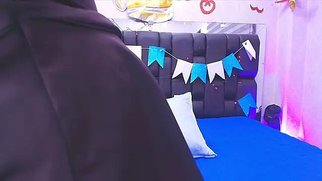 canela oss online show from September 27, 12:00 pm