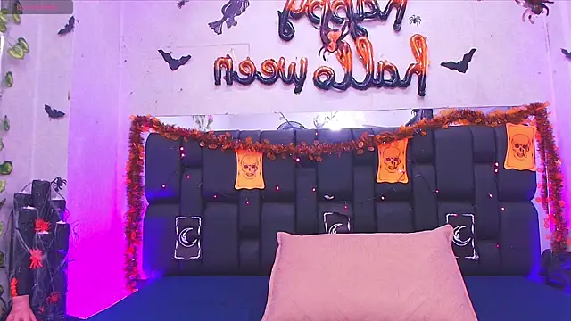 canela oss online show from October 17, 11:56 am