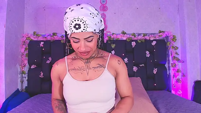 canela oss online show from September 19, 12:09 pm