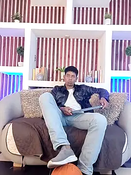 Snapshot of wagz chatting on October 23, 1:10 pm wagz online show from October 23, 1:10 pm