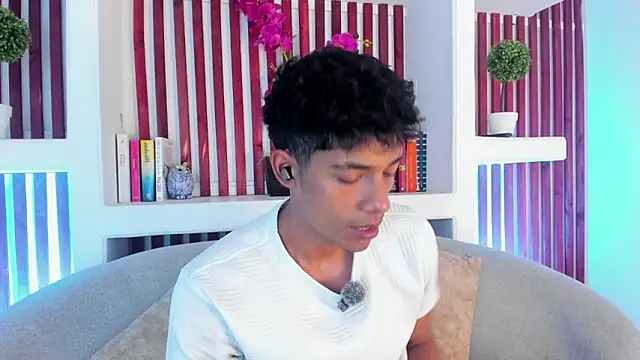 wagz online show from June 16, 9:37 pm