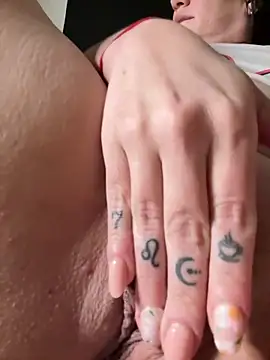 Macadiez10 online show from October 7, 3:07 am