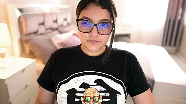 Camilaa bueno online show from October 27, 2:40 pm