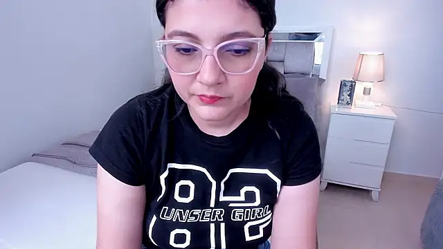 Camilaa bueno online show from March 23, 3:34 pm