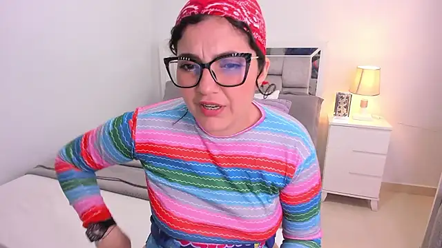 Camilaa bueno online show from March 28, 11:39 pm