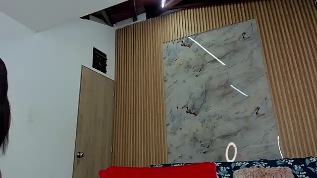 Snapshot of Any_topless chatting on November 13, 11:03 am Any topless online show from November 13, 11:03 am