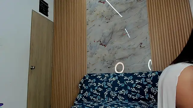 Snapshot of Any_topless chatting on November 24, 11:10 am Any topless online show from November 24, 11:10 am