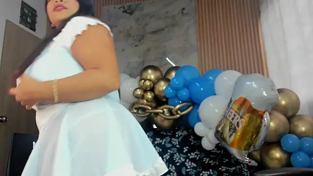 Snapshot of Any_topless chatting on September 26, 11:06 am Any topless online show from September 26, 11:06 am