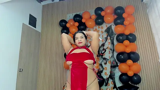 Snapshot of Any_topless chatting on October 21, 11:09 am Any topless online show from October 21, 11:09 am