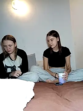 ella grays online show from October 12, 6:42 pm