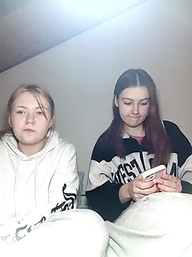 ella grays online show from March 19, 6:23 pm