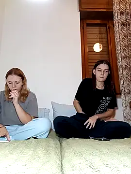 ella grays online show from October 16, 6:16 pm